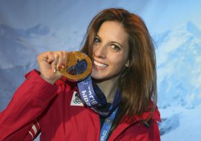 Olympiasiegerin Julia Dujmovits