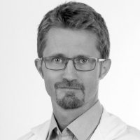 Dr. Roland Prosser, FA für Radiologie, sieht die Anschaffung des neuen MRT-Geräts als Quantensprung.